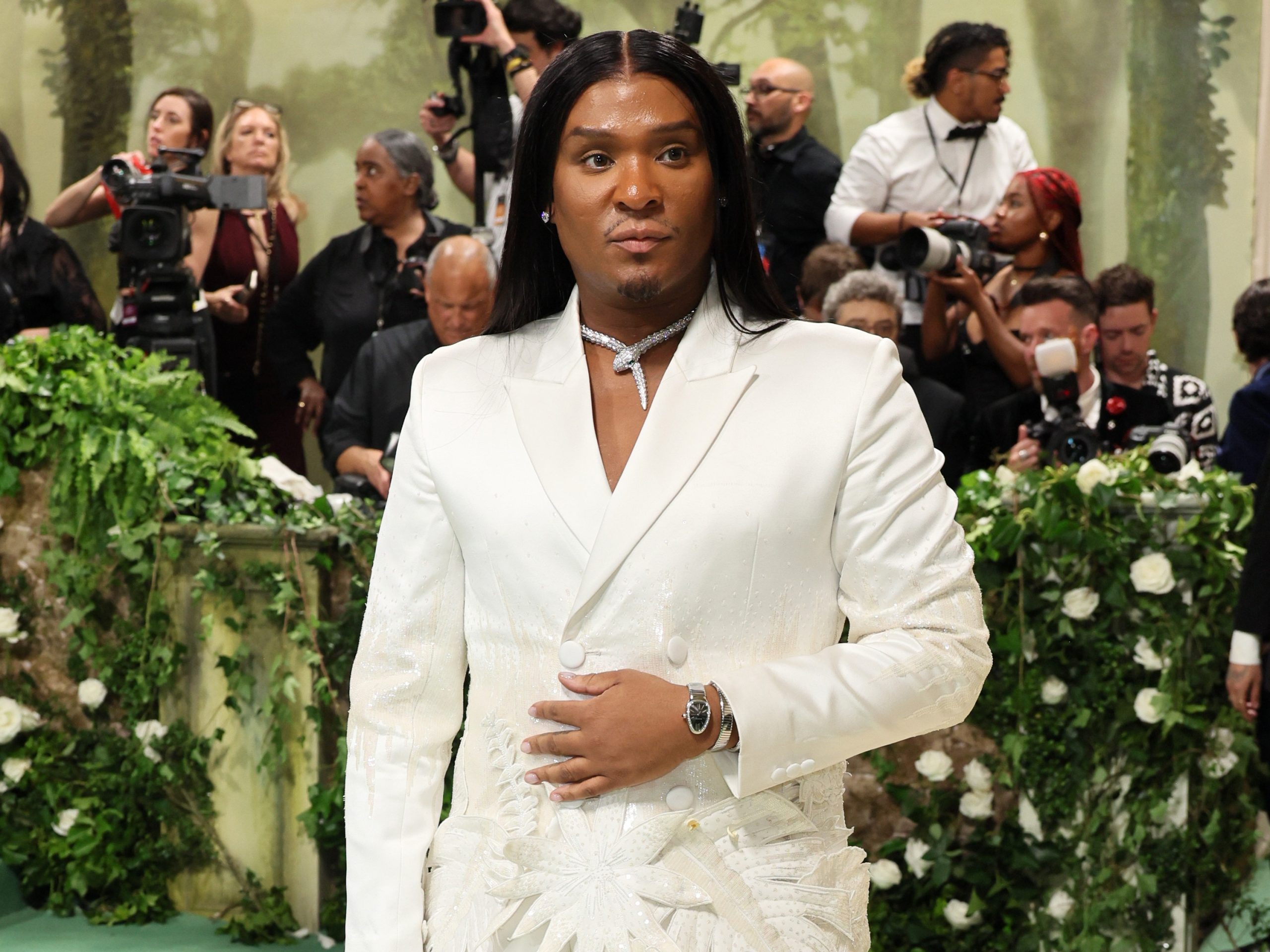 Crafting Iconic Style: Law Roach Unveils His Secrets in New Book