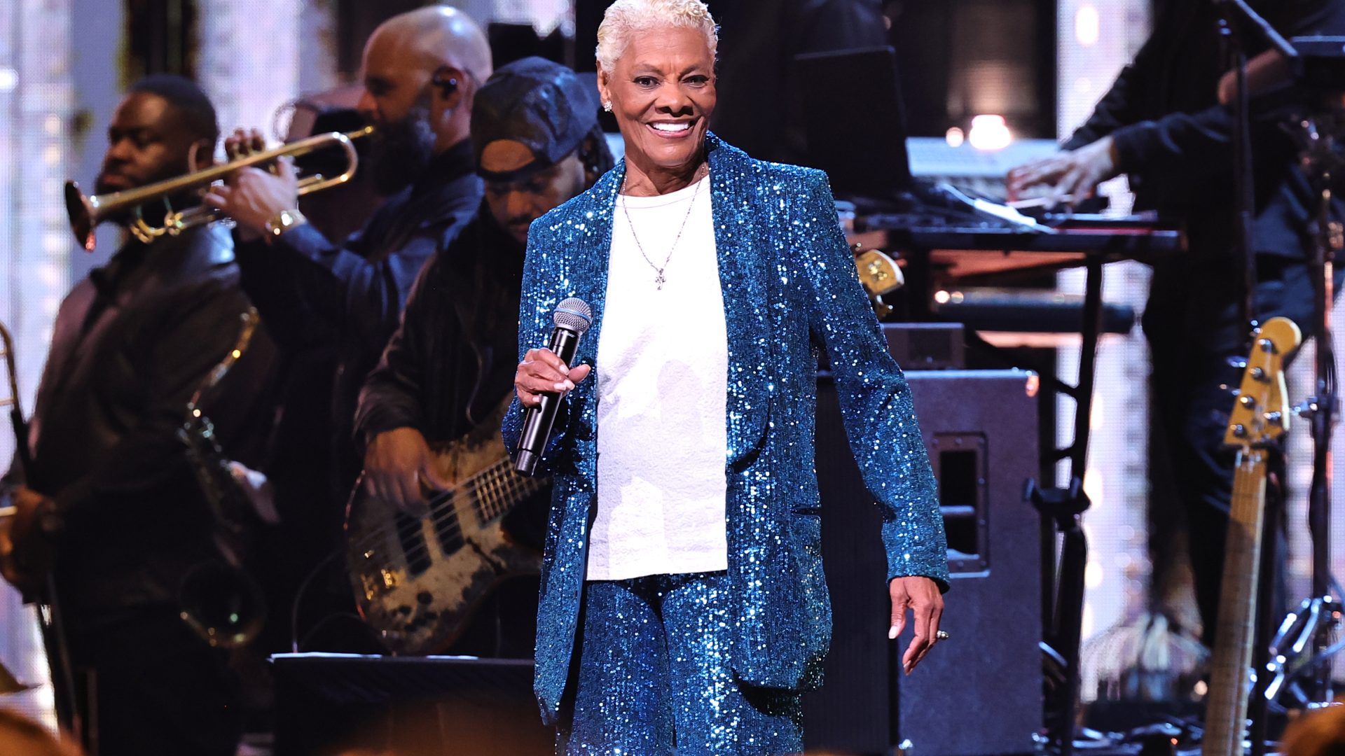 Exclusive: Dionne Warwick Reflects On Legacy As She Prepares For Final Album, ‘DWuets’