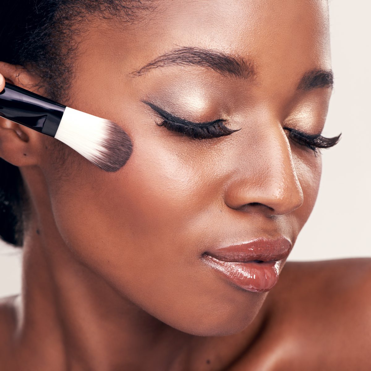 This Expert Hack For Color Matching Foundation Really Works